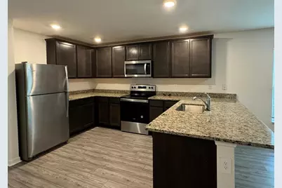 2082 S Chamberlain Boulevard, North Port, FL 34286 - Photo 5