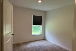 2082 S Chamberlain Blvd, North Port, FL 34286 - Photo 17