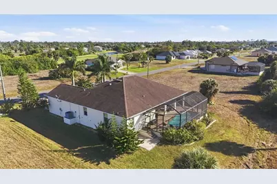 42 Pine Valley Place, Rotonda West, FL 33947 - Photo 3