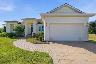42 Pine Valley Pl, Rotonda West, FL 33947 - Photo 1