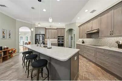 3878 Royal Hammock Boulevard, Sarasota, FL 34240 - Photo 11