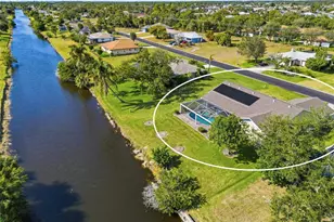 208 Annapolis Ln, Rotonda West, FL 33947 - Photo 41