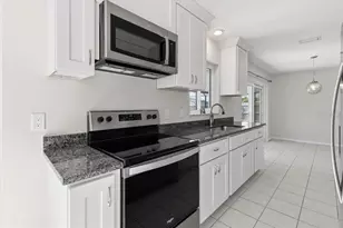 7287 Wicklow Ln, Englewood, FL 34224 - Photo 11