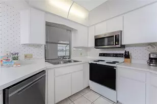 21 Bunker Ln, Rotonda West, FL 33947 - Photo 13