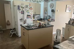 24 Broadmoor Ln, Rotonda West, FL 33947 - Photo 9