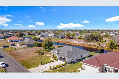 9 Medalist Lane, Rotonda West, FL 33947 - Photo 11