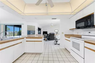 10 Bunker Rd, Rotonda West, FL 33947 - Photo 23