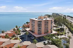 7430 Sunshine Skyway Ln S, Saint Petersburg, FL 33711 - Photo 3