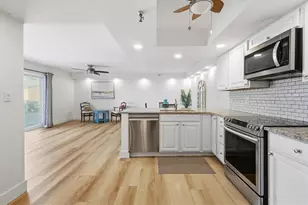 7430 Sunshine Skyway Ln S, Saint Petersburg, FL 33711 - Photo 9