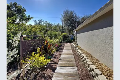 10381 Sandrift Avenue, Englewood, FL 34224 - Photo 47