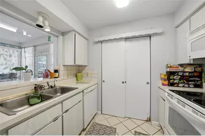 157 Deerfield Avenue NE, Port Charlotte, FL 33952 - Photo 9