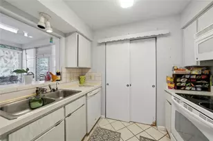 157 Deerfield Ave NE, Port Charlotte, FL 33952 - Photo 9