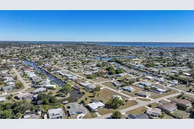 157 Deerfield Avenue NE, Port Charlotte, FL 33952 - Photo 39