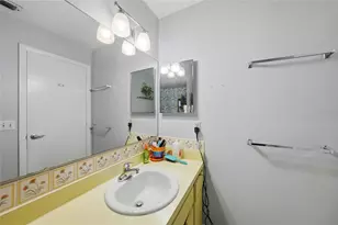 157 Deerfield Ave NE, Port Charlotte, FL 33952 - Photo 19