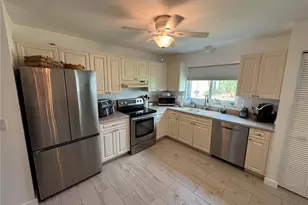660 Linden Dr, Englewood, FL 34223 - Photo 11