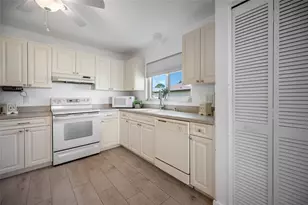 660 Linden Dr, Englewood, FL 34223 - Photo 19