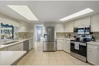 12577 SW Kings Row, Lake Suzy, FL 34269 - Photo 19