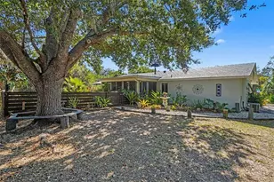 838 Springview Ave NW, Port Charlotte, FL 33948 - Photo 23