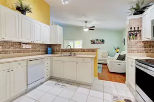 5022 Seagrass Dr, Venice, FL 34293 - Photo 15