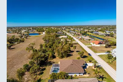 686 Rotonda Circle, Rotonda West, FL 33947 - Photo 61