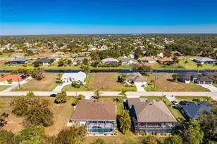 686 Rotonda Cir, Rotonda West, FL 33947 - Photo 57