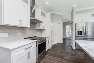 686 Rotonda Cir, Rotonda West, FL 33947 - Photo 21