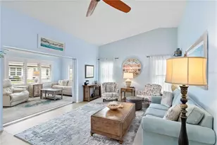 613 Chestnut Ln, Englewood, FL 34223 - Photo 3