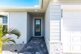 2729 SW 4th Terrace, Cape Coral, FL 33991 - Photo 3