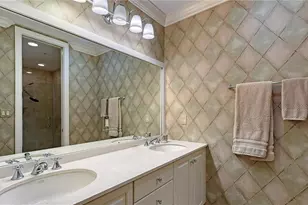 235 Cocoanut Ave, Sarasota, FL 34236 - Photo 17