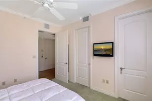 235 Cocoanut Ave, Sarasota, FL 34236 - Photo 19