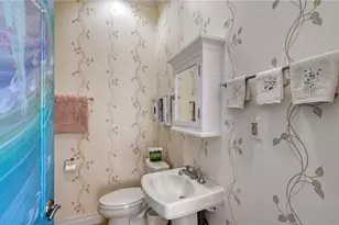 235 Cocoanut Ave, Sarasota, FL 34236 - Photo 27