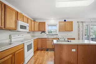 2069 Finland Dr, Spring Hill, FL 34609 - Photo 11