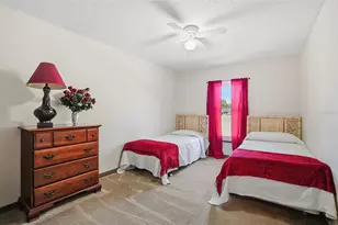 2069 Finland Dr, Spring Hill, FL 34609 - Photo 25