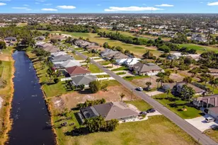 7 Medalist Ln, Rotonda West, FL 33947 - Photo 1