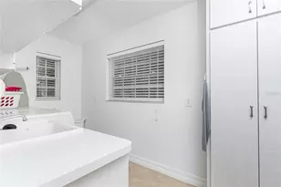 416 Devonshire Ln, Venice, FL 34293 - Photo 43