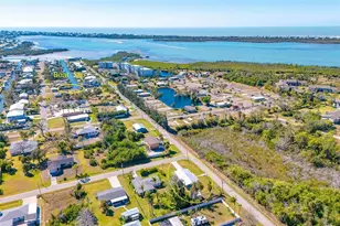 9080 Griggs Rd, Englewood, FL 34224 - Photo 37