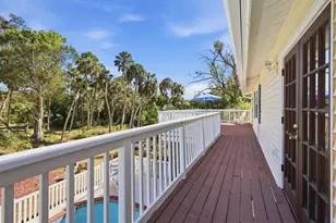 2020 E Dolphin Dr, Englewood, FL 34223 - Photo 33