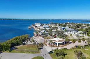 2020 E Dolphin Dr, Englewood, FL 34223 - Photo 55