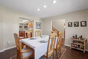 2020 E Dolphin Dr, Englewood, FL 34223 - Photo 17