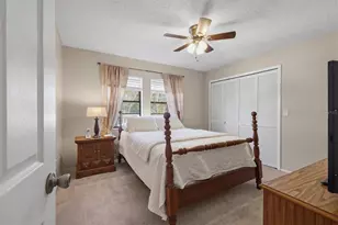 2020 E Dolphin Dr, Englewood, FL 34223 - Photo 27