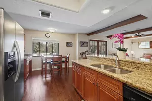 2020 E Dolphin Dr, Englewood, FL 34223 - Photo 19