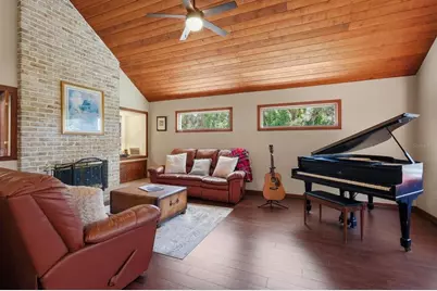 2020 E Dolphin Drive, Englewood, FL 34223 - Photo 9