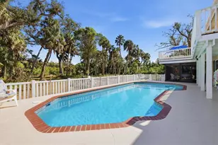 2020 E Dolphin Dr, Englewood, FL 34223 - Photo 39