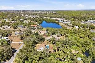 2020 E Dolphin Dr, Englewood, FL 34223 - Photo 5