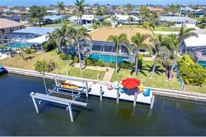 471 Capri Isles Court, Punta Gorda, FL 33950 - Photo 3