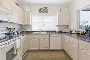 3927 Cape Haze Dr, Rotonda West, FL 33947 - Photo 15