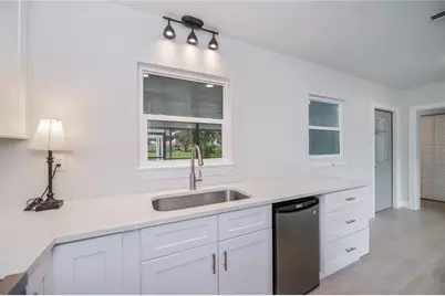352 Oak Street, Englewood, FL 34223 - Photo 17