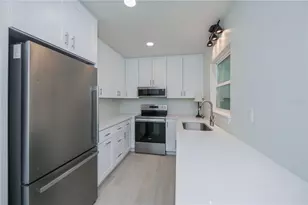 352 Oak St, Englewood, FL 34223 - Photo 15