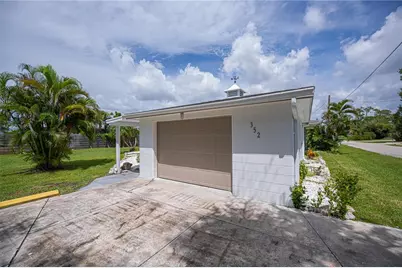 352 Oak Street, Englewood, FL 34223 - Photo 11