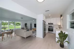 352 Oak St, Englewood, FL 34223 - Photo 9